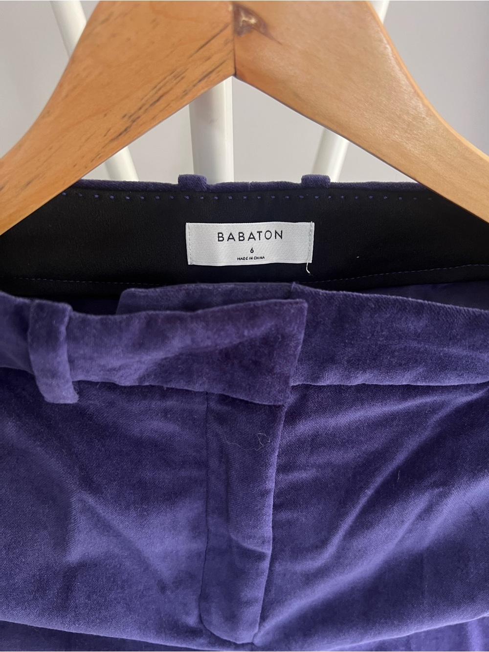 Aritzia Babaton Velvet Double-Breasted Blazer AND Trousers SET (Size 4 & 6) - Picture 8 of 9